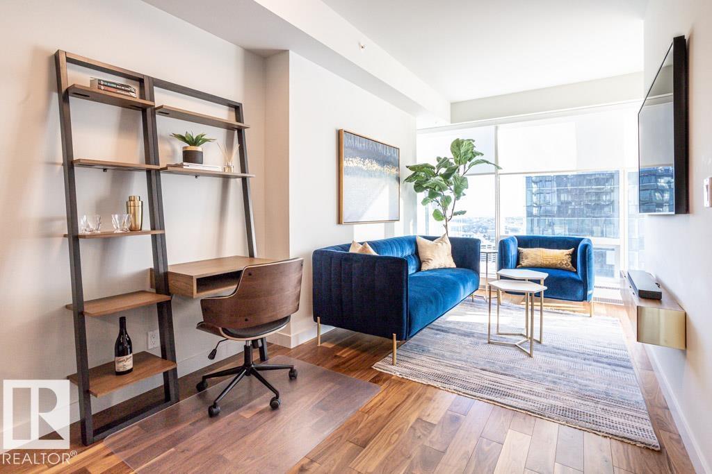 #2506 10360 102 ST NW