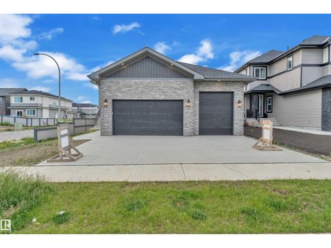 30 AVONLEA WY Spruce Grove AB T7X0Y3