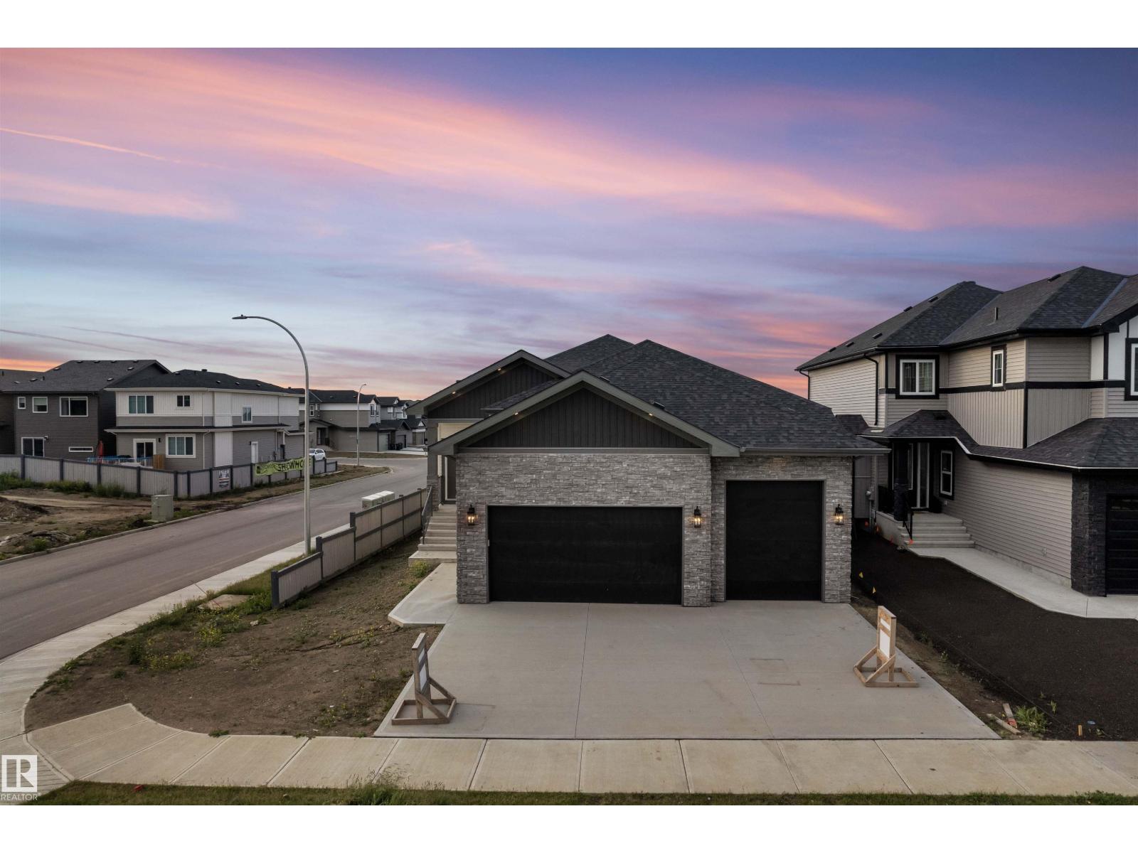 30 AVONLEA WY