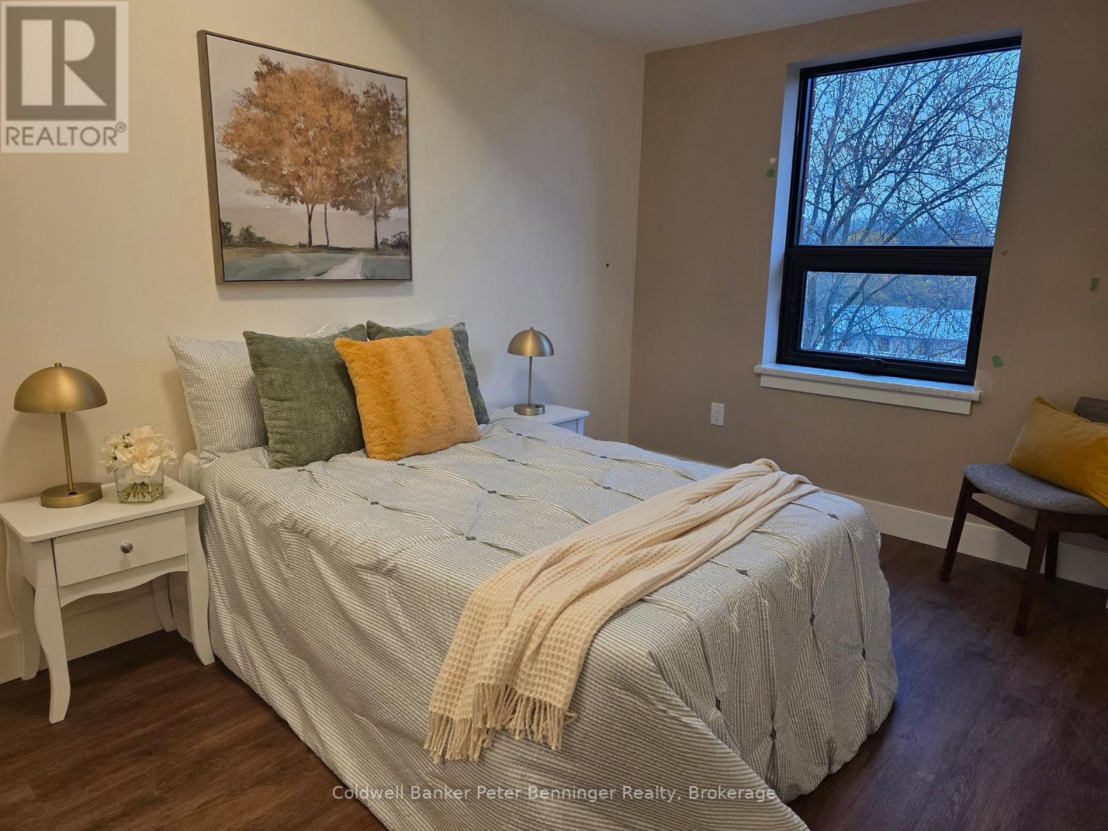 312 - 604 QUEEN STREET S