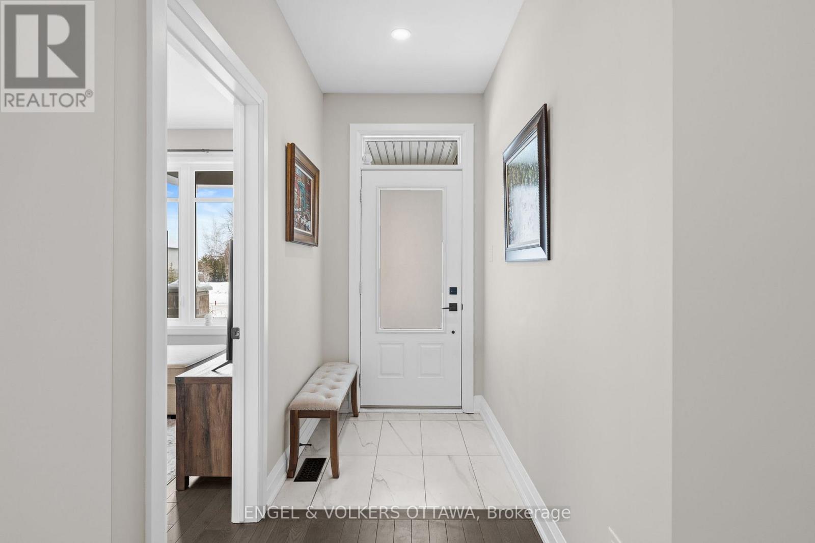 221 BLACKHORSE DRIVE