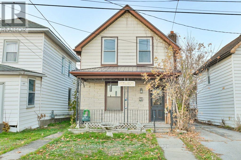 431 MAIN STREET