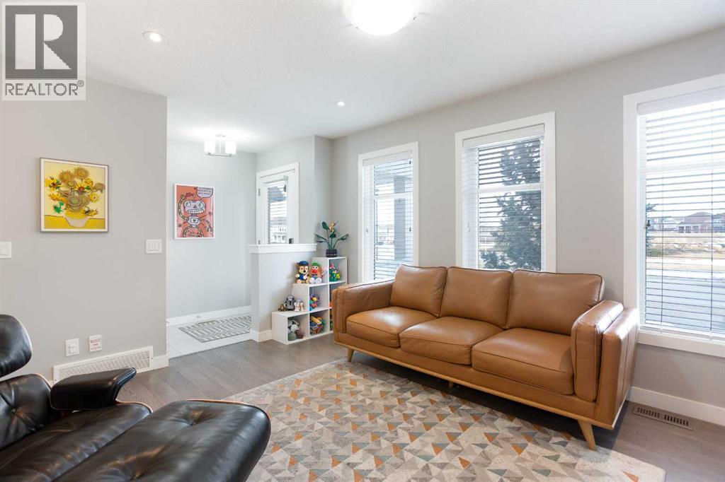 4104 Windsong Boulevard SW