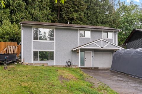 7902 THRASHER STREET Mission BC V2V5H3