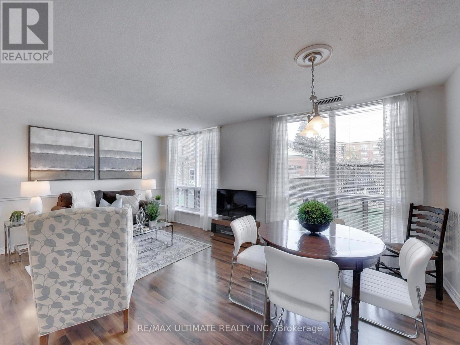 101 - 30 WILSON STREET