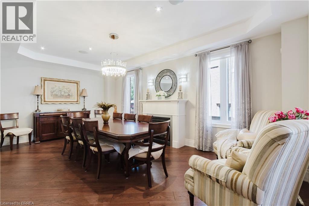 12 GRANDELL Drive