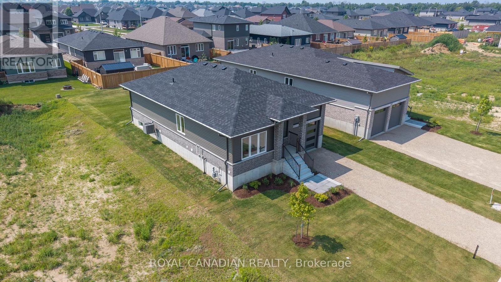 380 HAWTHORNE STREET