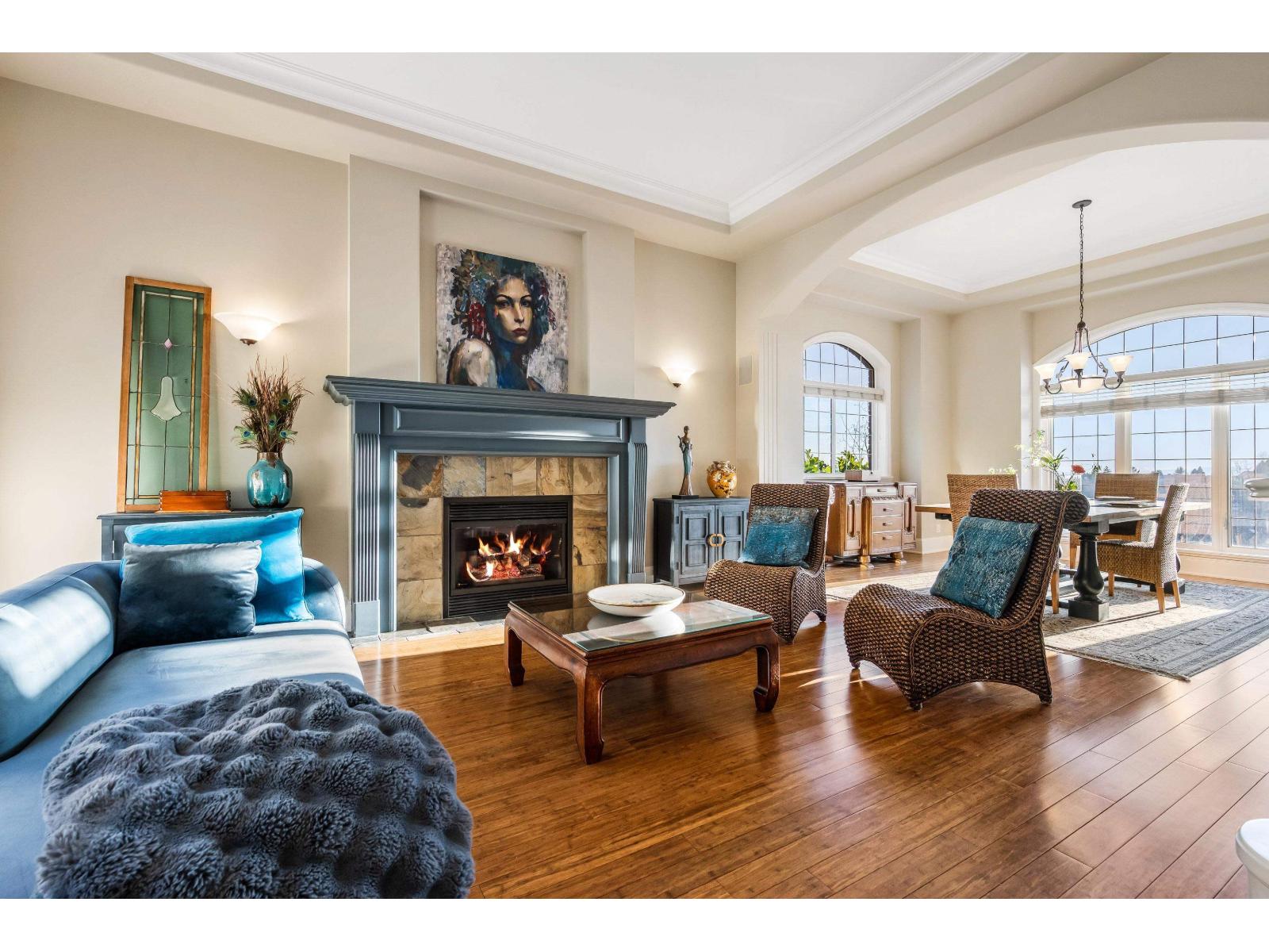2405 CRANBERRY COURT