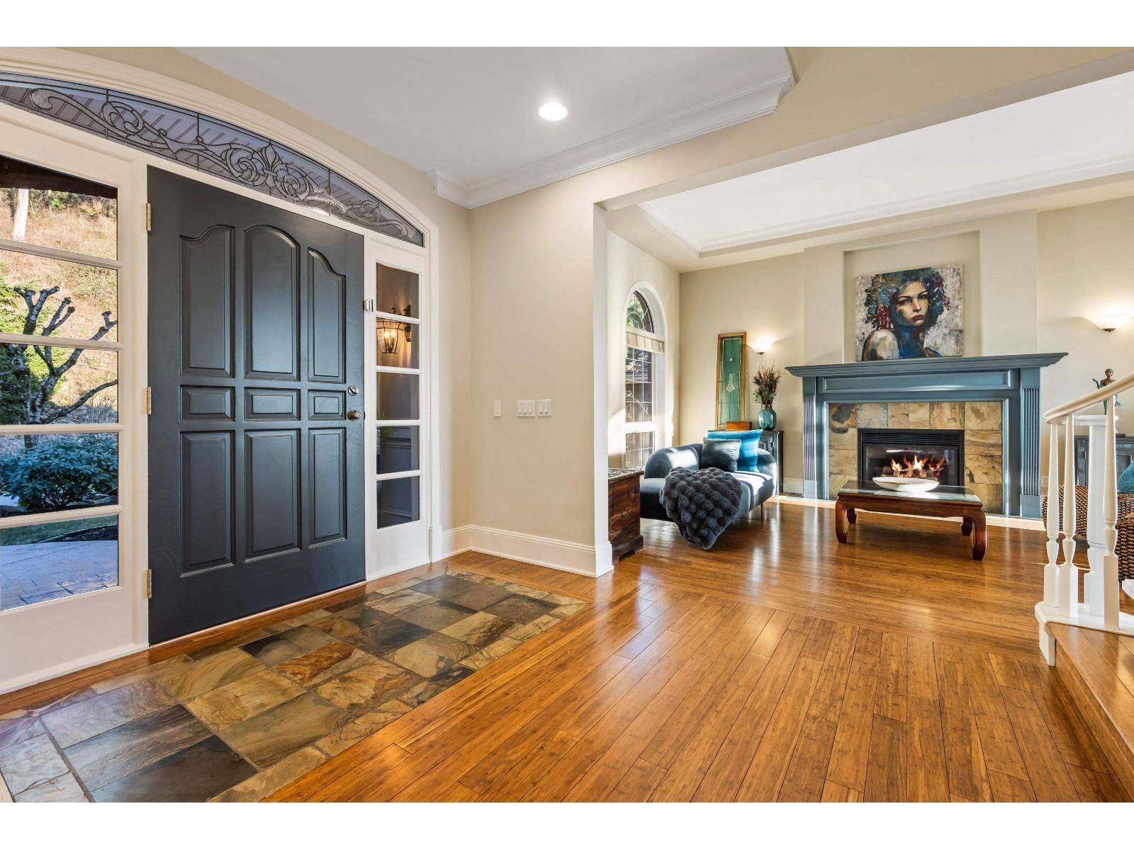 2405 CRANBERRY COURT
