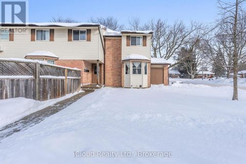 1 - 40 SILVERCREEK PARKWAY Guelph (Junction/Onward Willow) ON N1H7X5