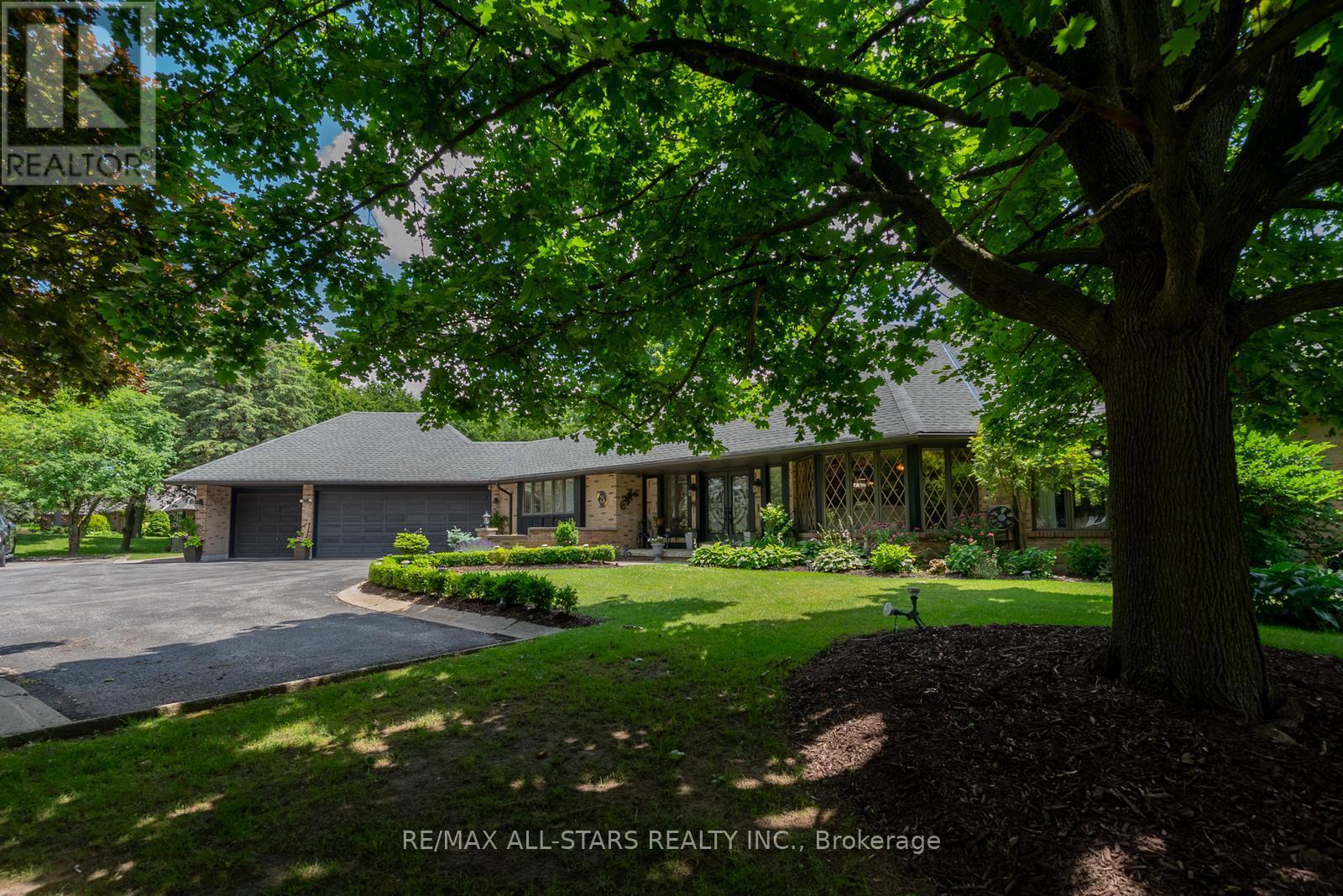 3 MARILYN AVENUE