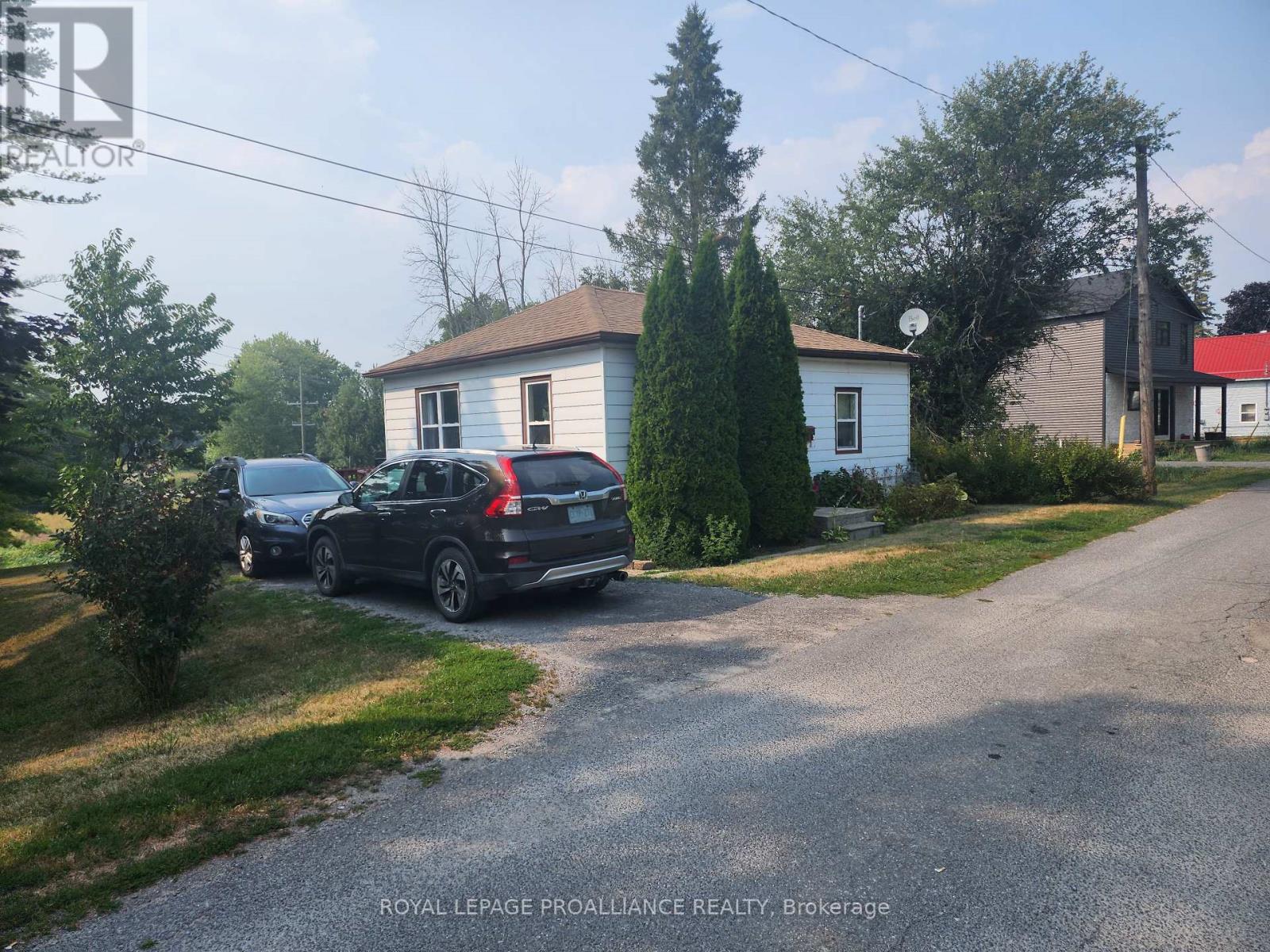 381 HUFFMAN STREET