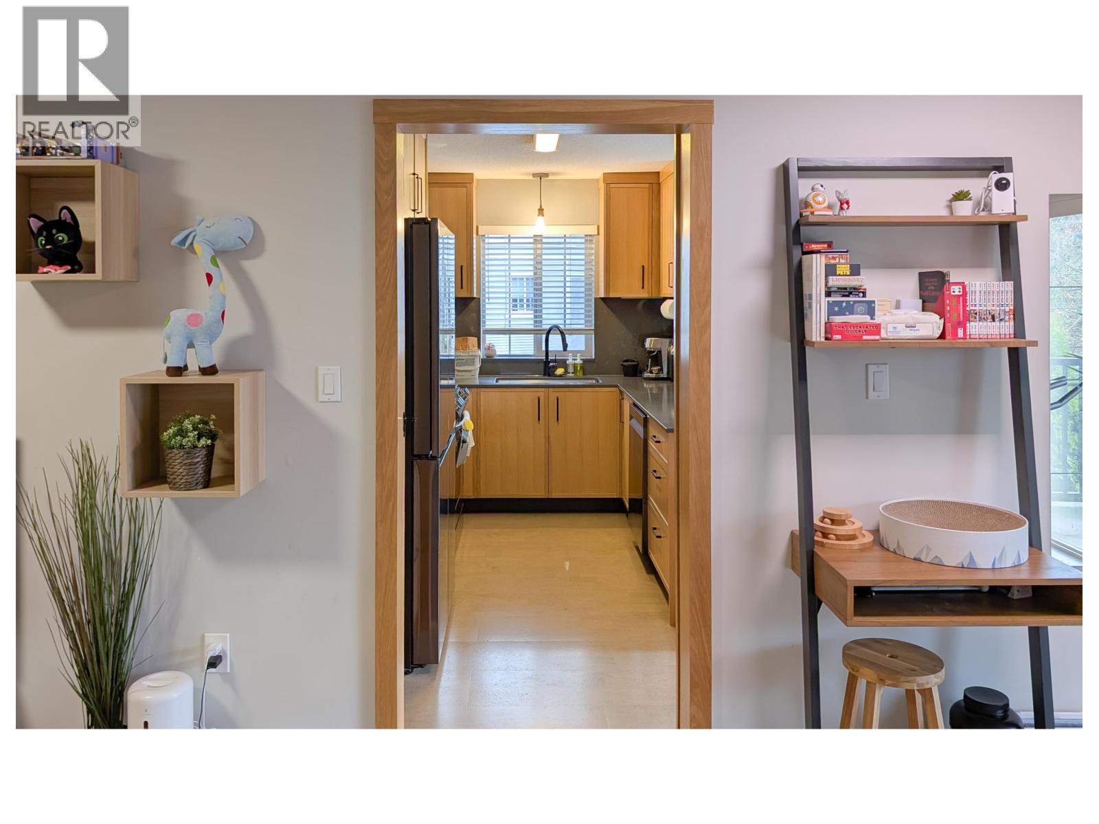 210 2958 SILVER SPRINGS BOULEVARD