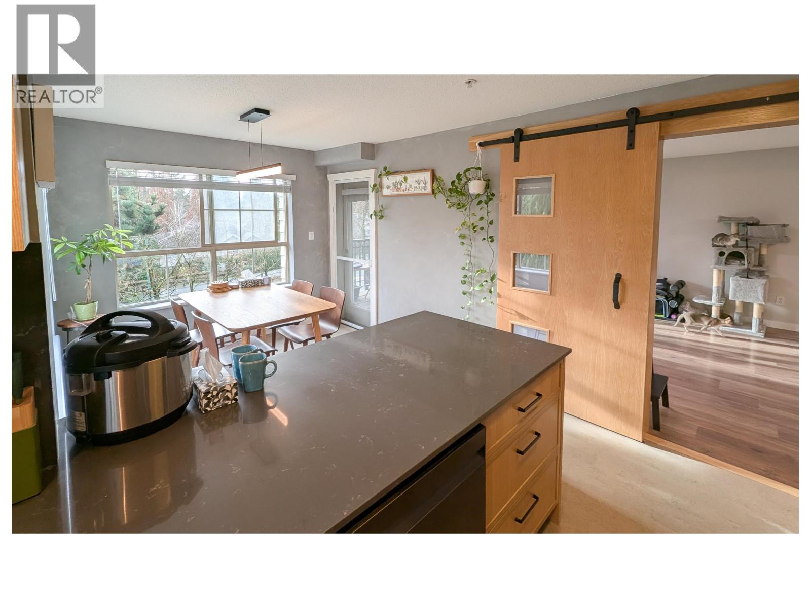 210 2958 SILVER SPRINGS BOULEVARD