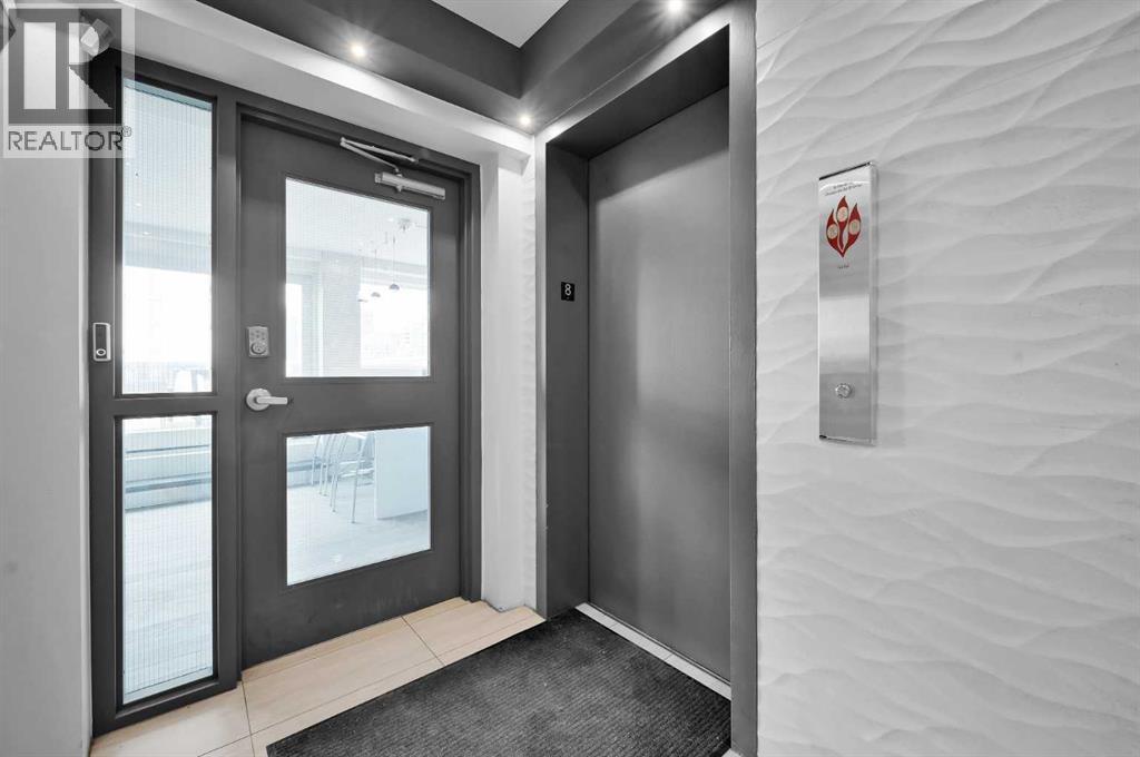 810, 519 17 Avenue SW