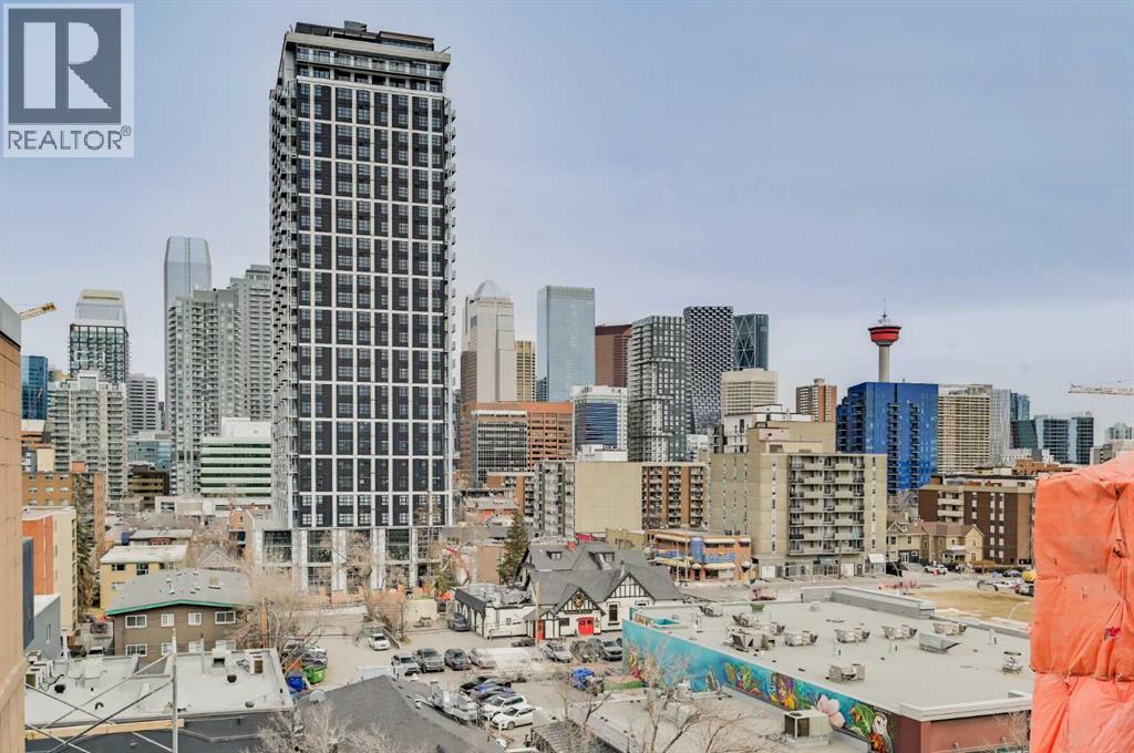 810, 519 17 Avenue SW