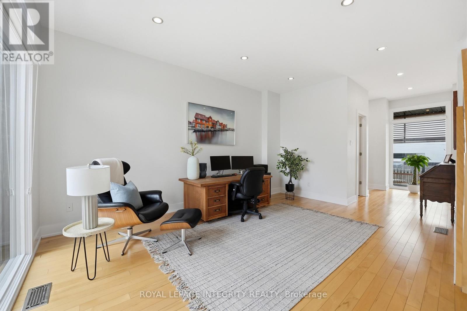 37E LADOUCEUR STREET