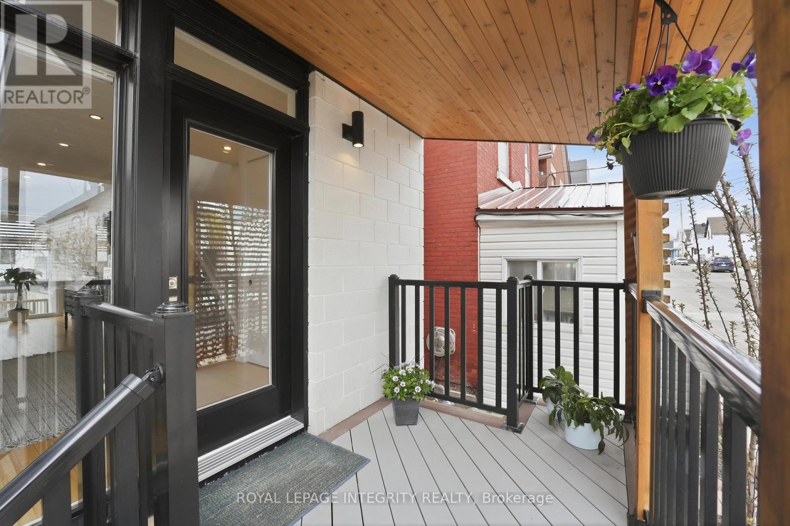 37E LADOUCEUR STREET
