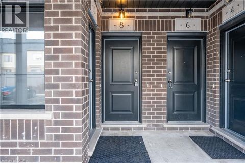 8 OAT Lane Kitchener ON N2R0T1