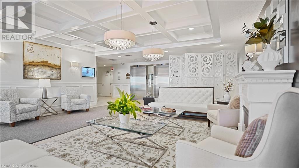 265 WESTCOURT Place Unit# 705