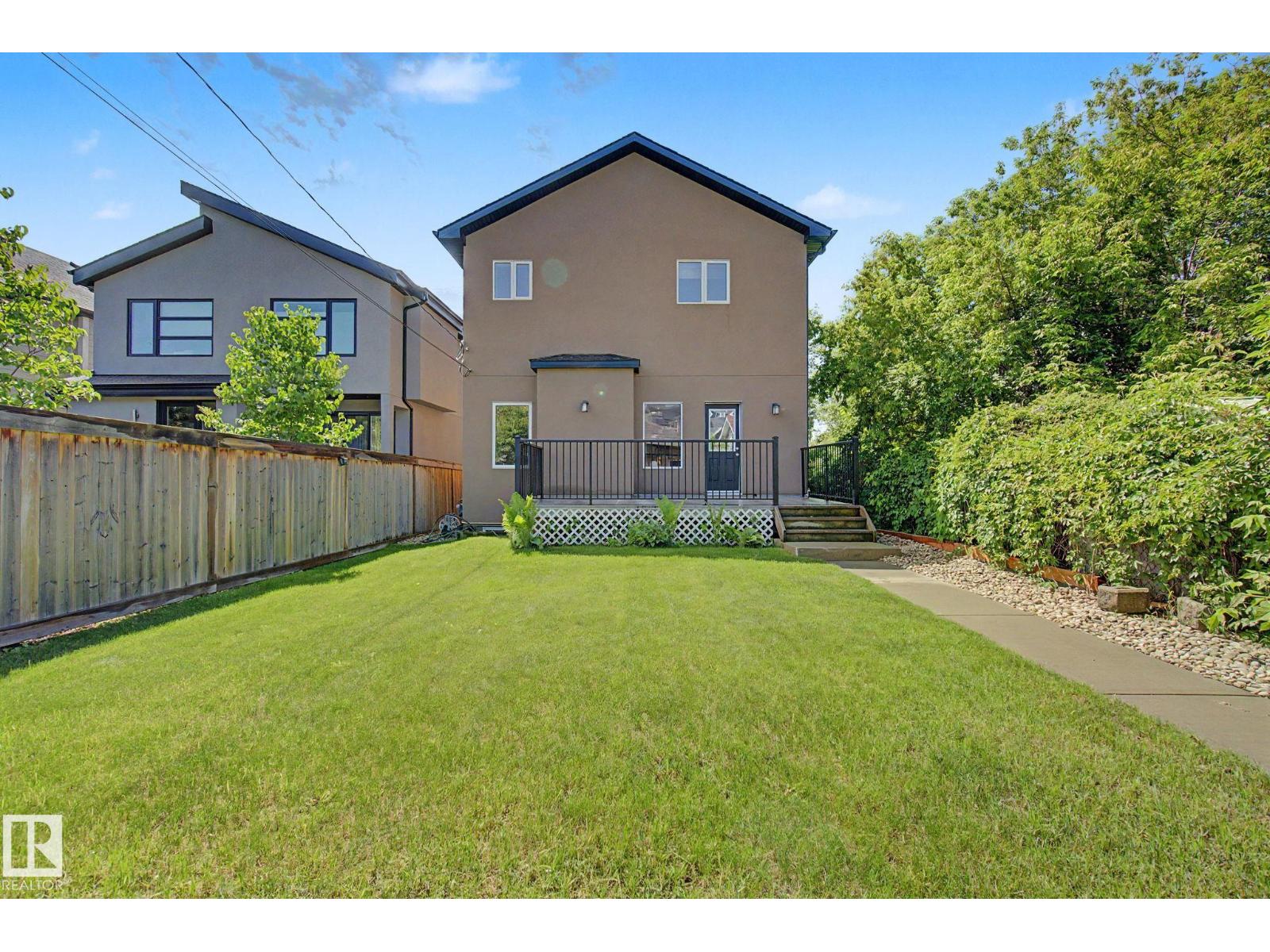 9654 83 AV NW