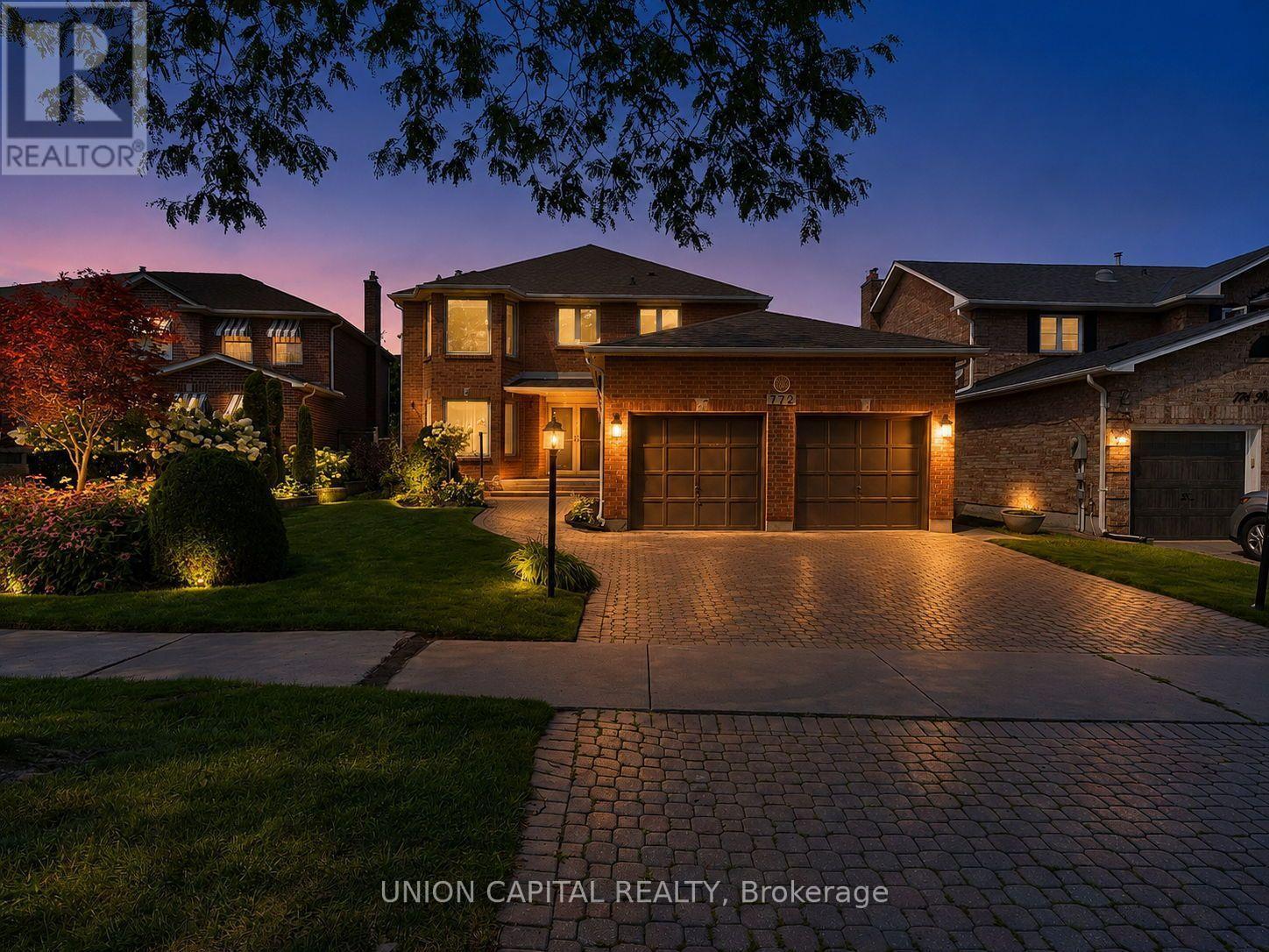 772 PEBBLE COURT