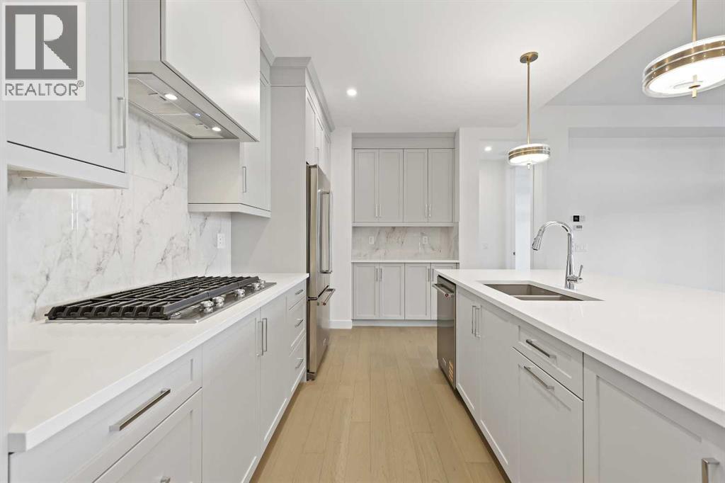 201, 140 Marina Cove SE