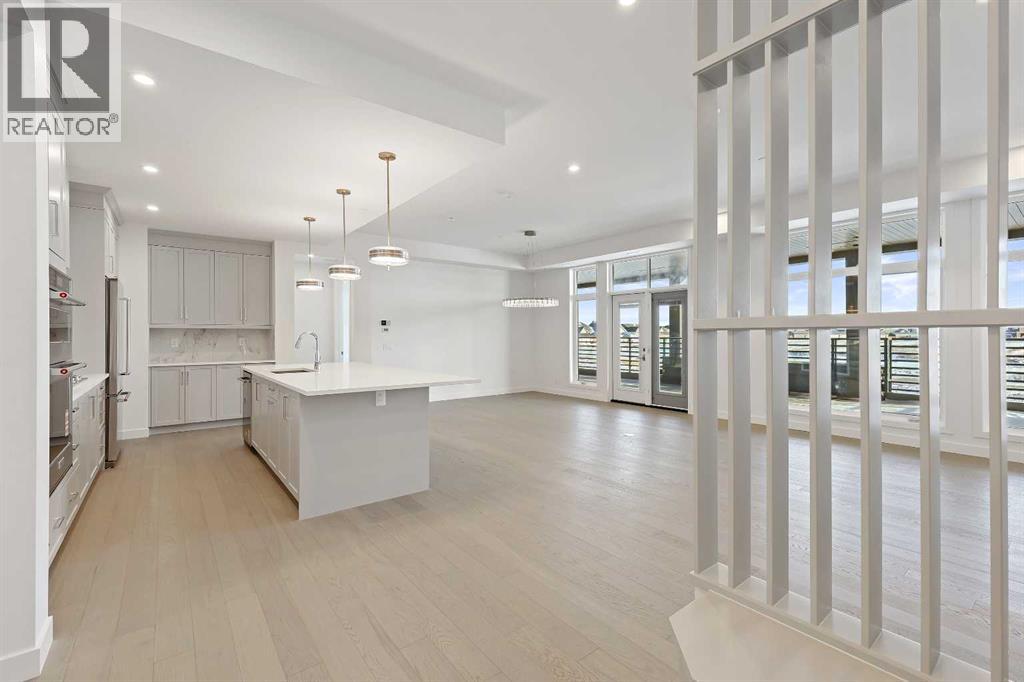 201, 140 Marina Cove SE