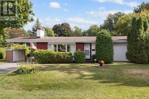 30 ELLERY CRESCENT Ottawa ON K2H6M6