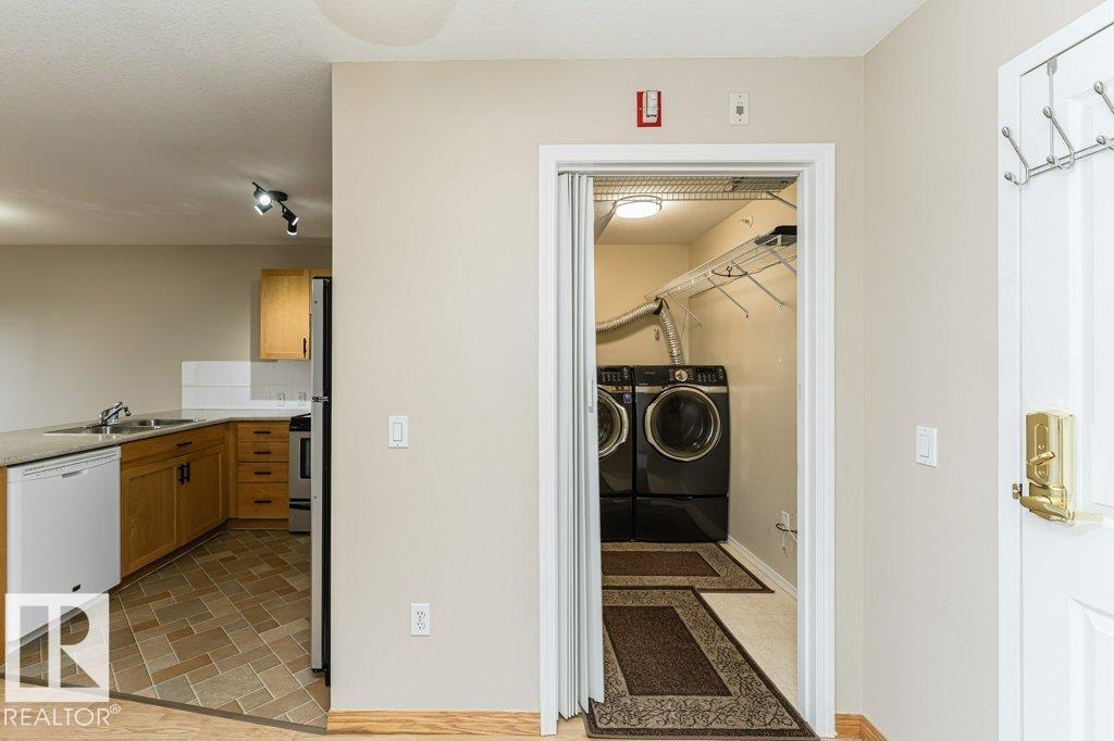 #416 78 MCKENNEY AV