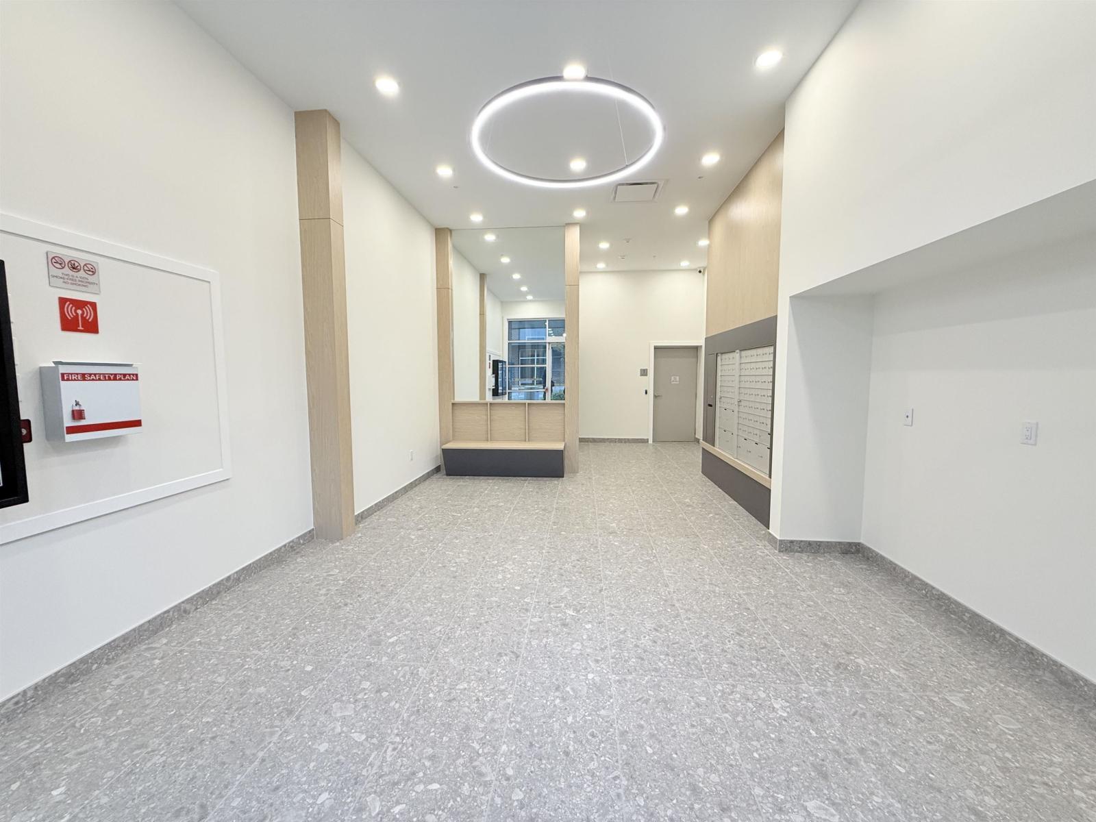 301 27215 ALDERGROVE TOWN CENTRE DRIVE