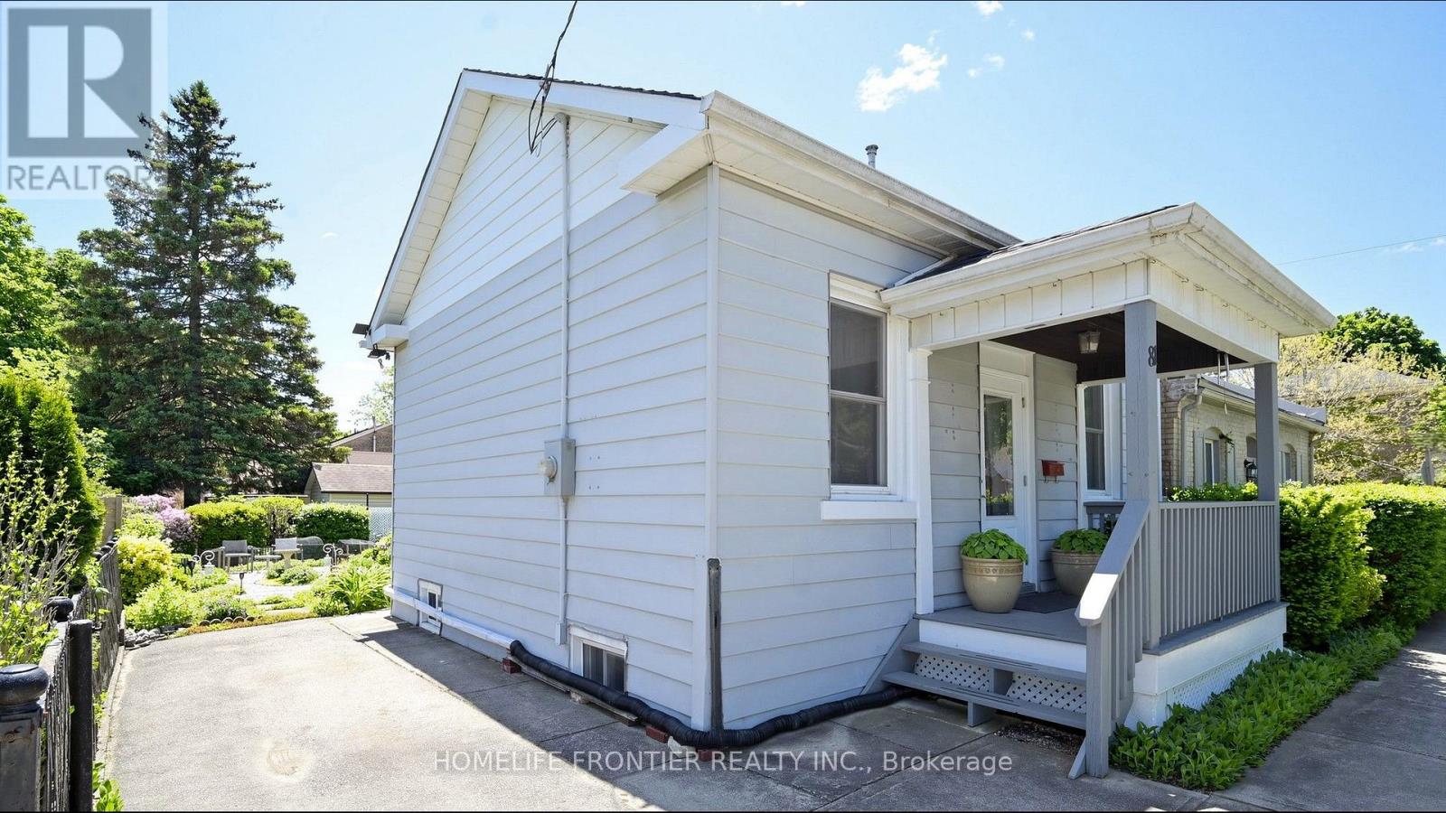 81 RICHMOND STREET