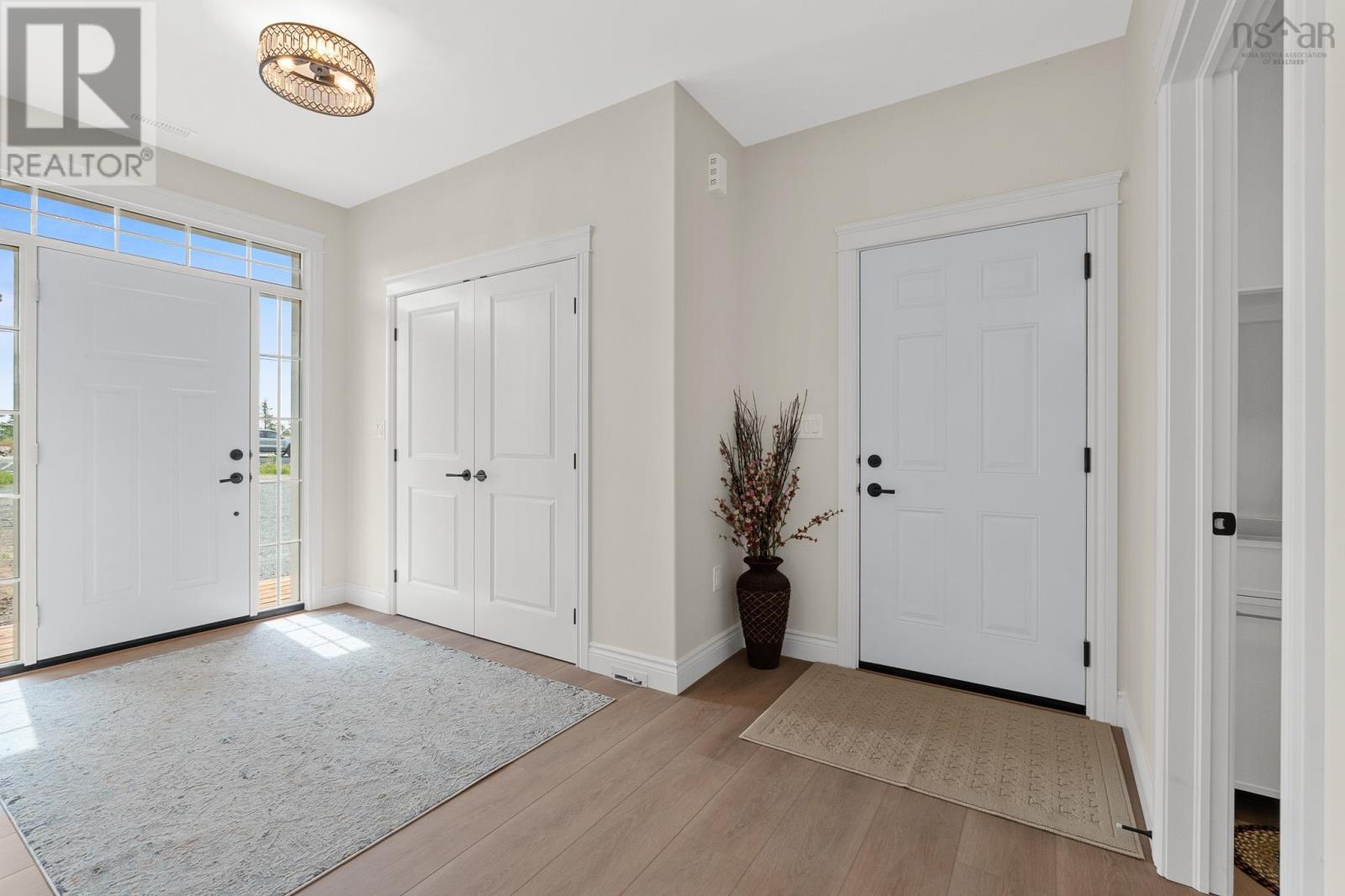 1097 Fleetwood Drive