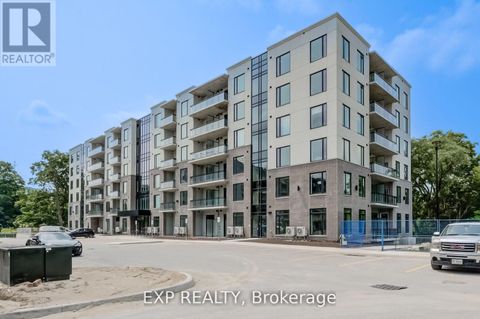 516 - 103 ROGER STREET Waterloo ON N2J1A4