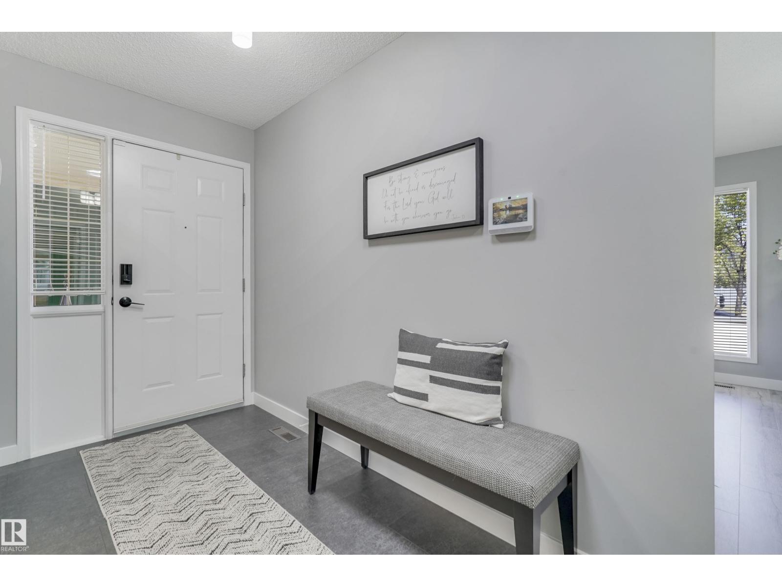 1038 CARTER CREST RD NW