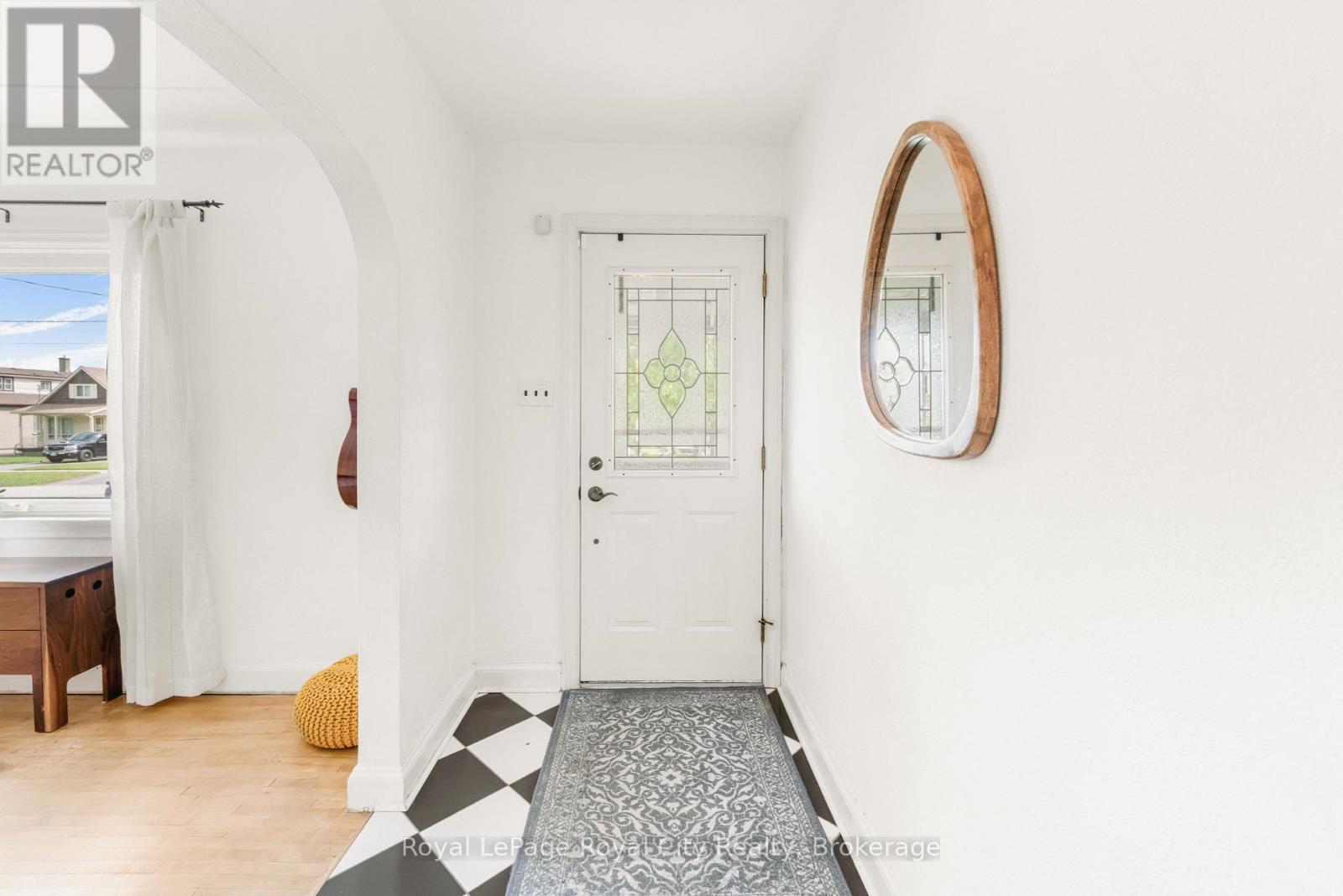 307 MAPLE AVENUE