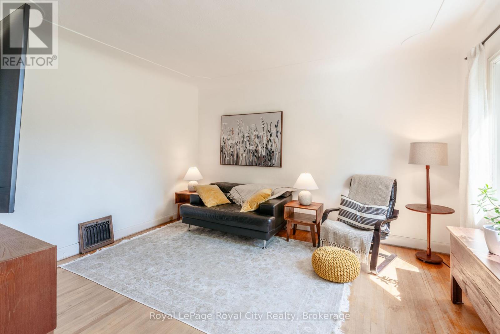 307 MAPLE AVENUE