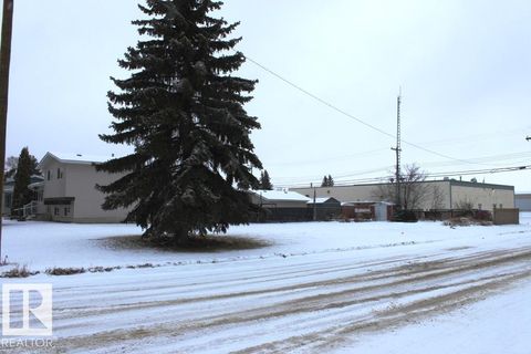 5515 48 ST Tofield AB T0B4J0