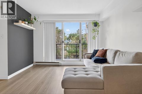 310 1099 E BROADWAY Vancouver BC V5T1Y5