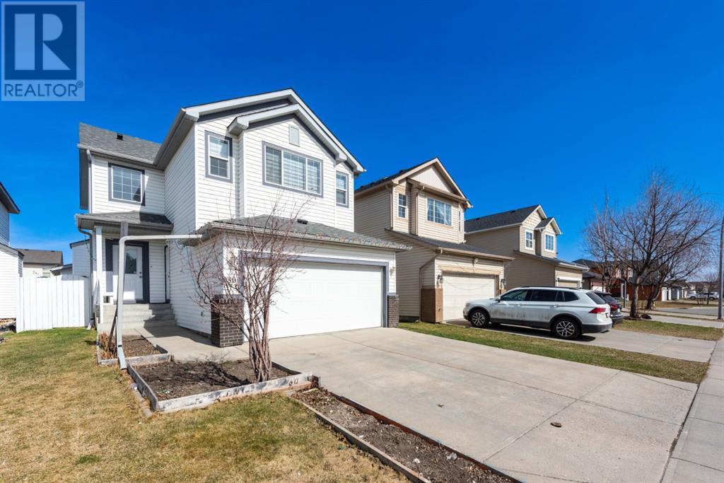 50 Martha's Close NE