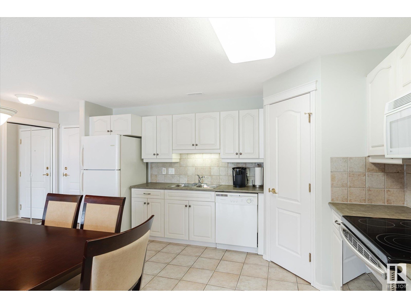 #422 237 YOUVILLE DR NW NW