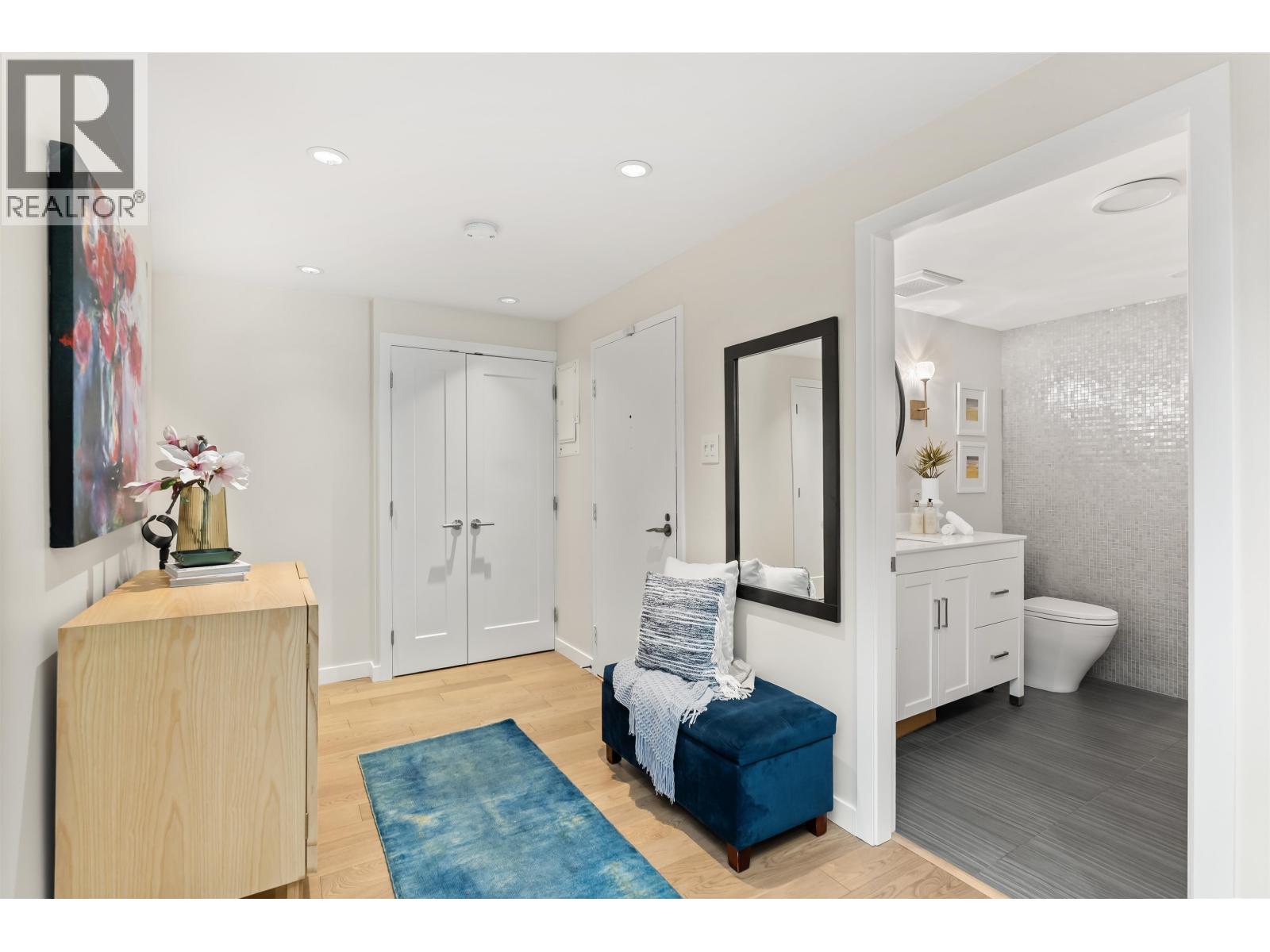 102 3905 SPRINGTREE DRIVE