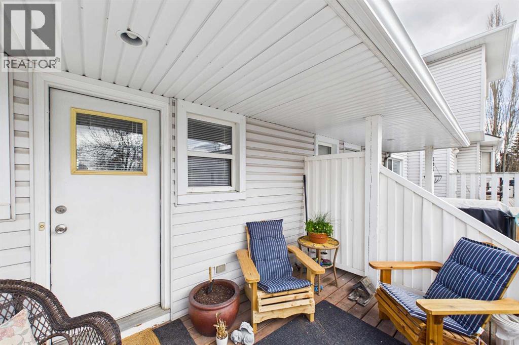 584 Killarney Glen Court SW