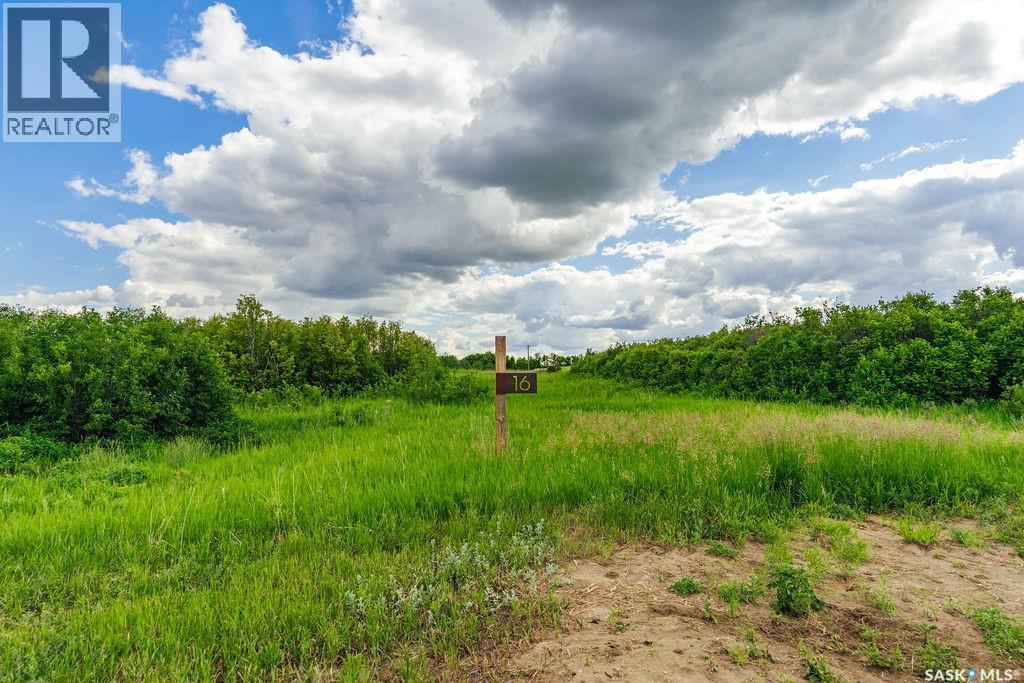 Photo 1 of 16 — 16 Aspen CRESCENT, Vanscoy Rm No. 345, SK S7K1N2