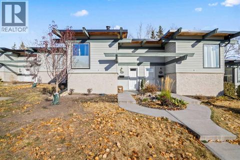 27, 333 Braxton Place SW Calgary AB T2W2E7
