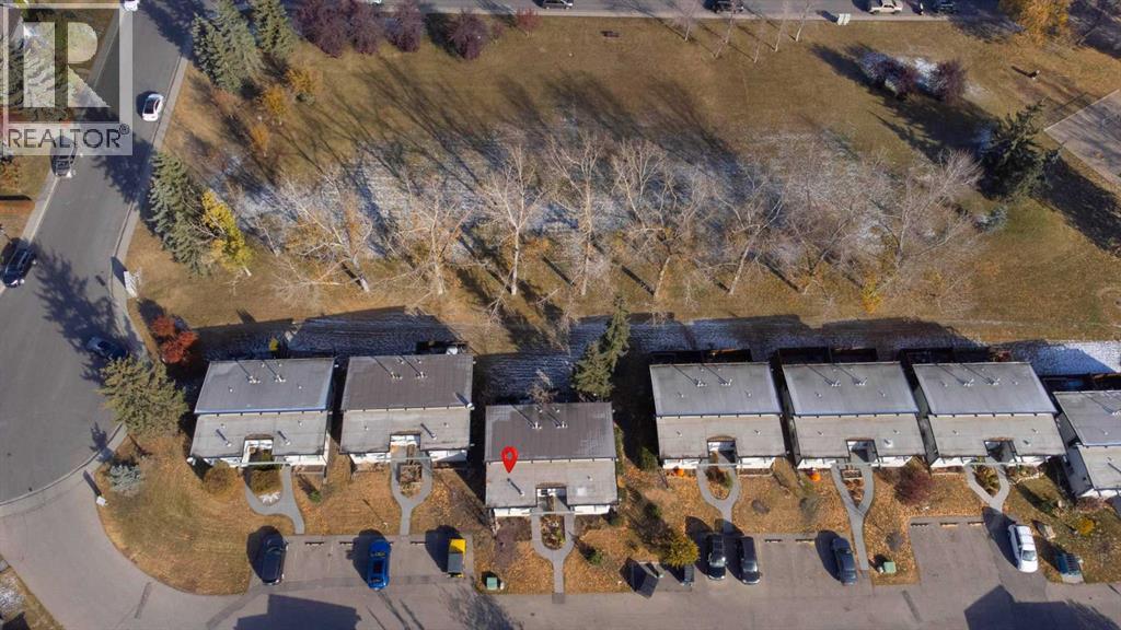 27, 333 Braxton Place SW