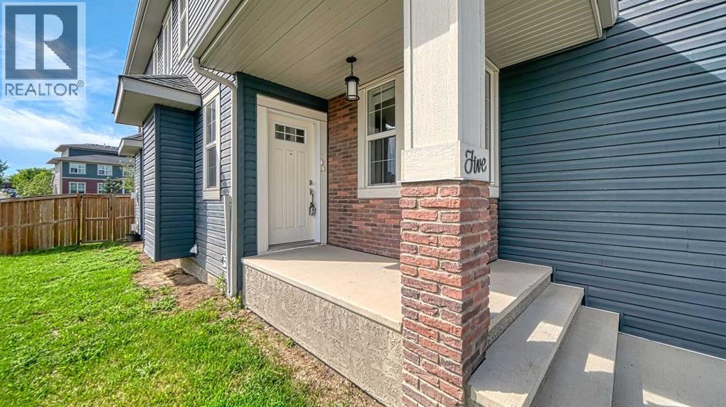 5 Nolanfield Point NW