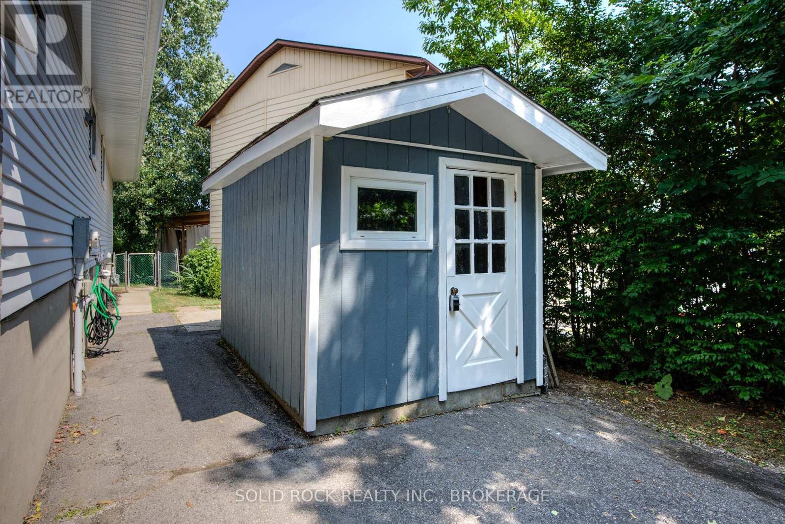 760 GROUSE CRESCENT