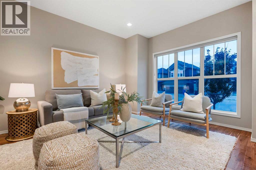 115 Evansborough Crescent NW