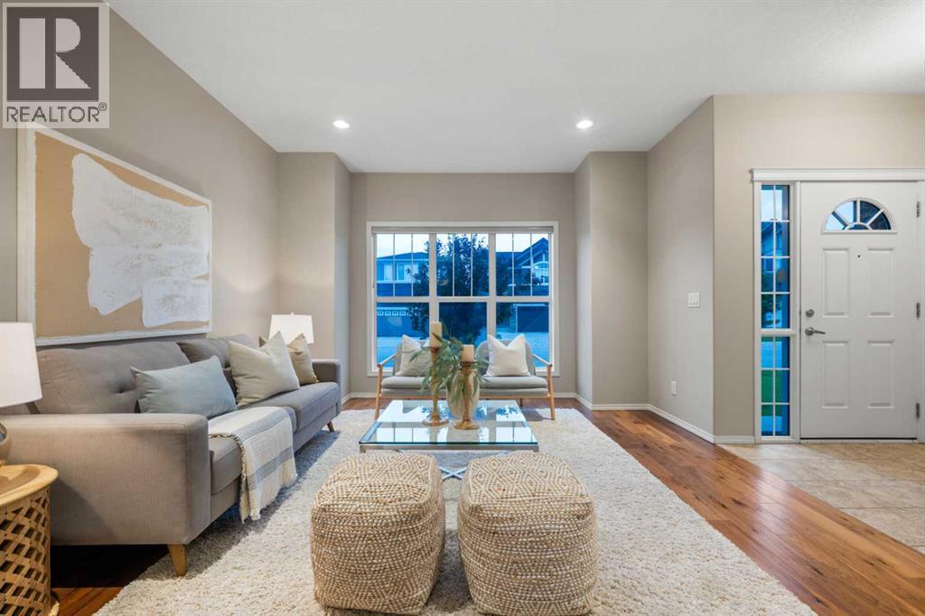 115 Evansborough Crescent NW